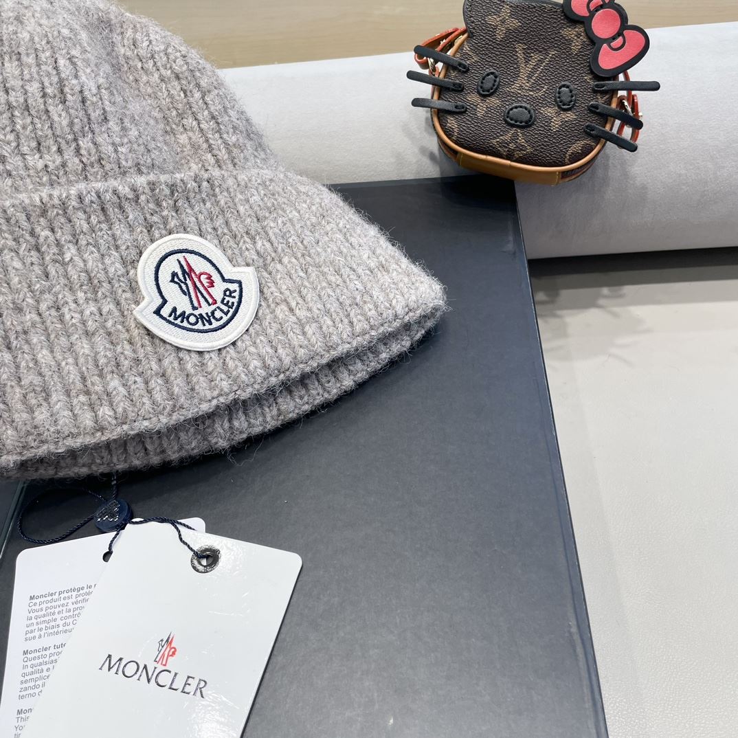 Moncler Caps